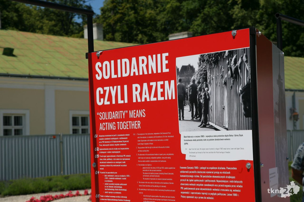 W Końskich otwarto wystawę o Solidarności [wideo, zdjęcia]