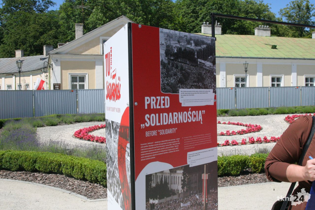 W Końskich otwarto wystawę o Solidarności [wideo, zdjęcia]