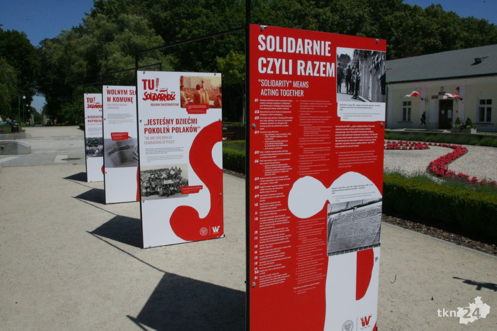 W Końskich otwarto wystawę o Solidarności [wideo, zdjęcia]