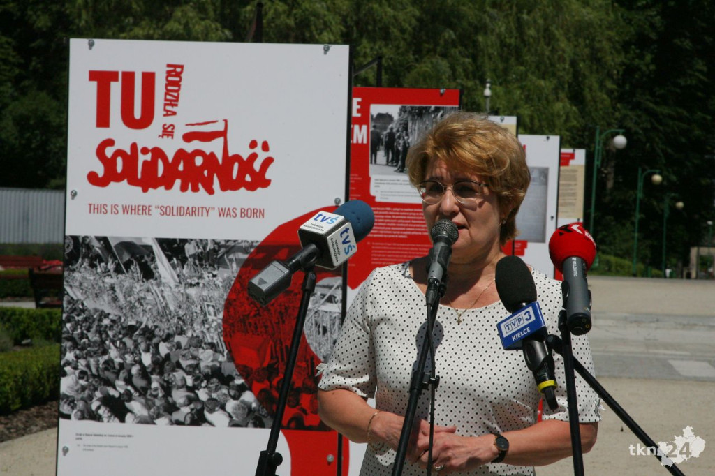 W Końskich otwarto wystawę o Solidarności [wideo, zdjęcia]