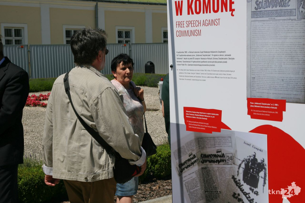 W Końskich otwarto wystawę o Solidarności [wideo, zdjęcia]