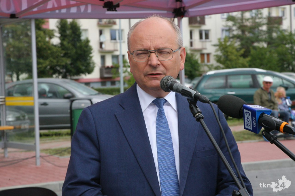 Nowe autobusy już w Końskich. Dofinansowanie zagwarantowane [wideo, zdjęcia]