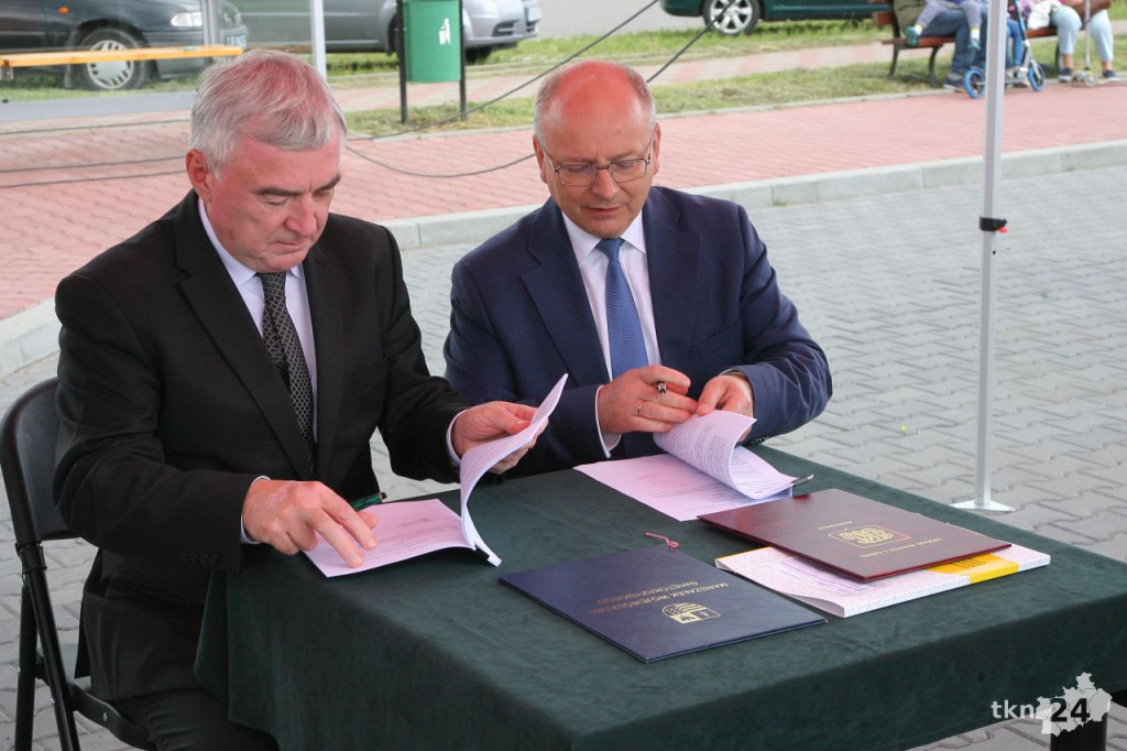 Nowe autobusy już w Końskich. Dofinansowanie zagwarantowane [wideo, zdjęcia]