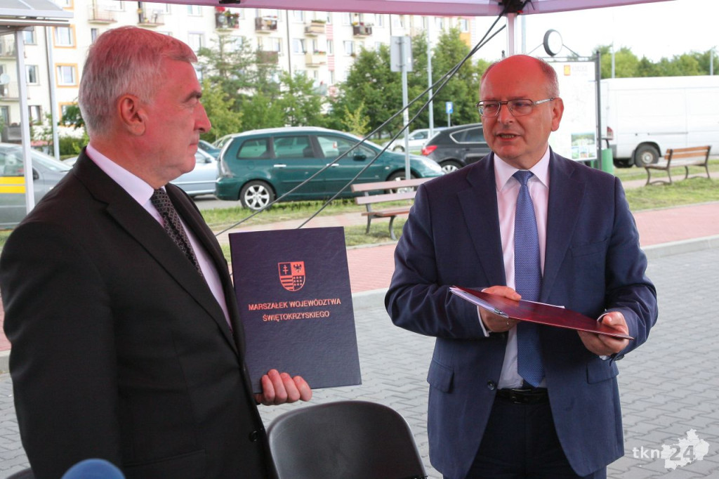 Nowe autobusy już w Końskich. Dofinansowanie zagwarantowane [wideo, zdjęcia]