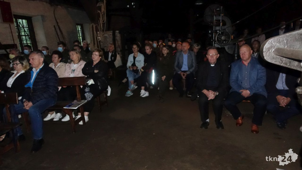 W hołdzie bohaterom przygotowano wieczór pamięci w Maleńcu [wideo, zdjęcia]