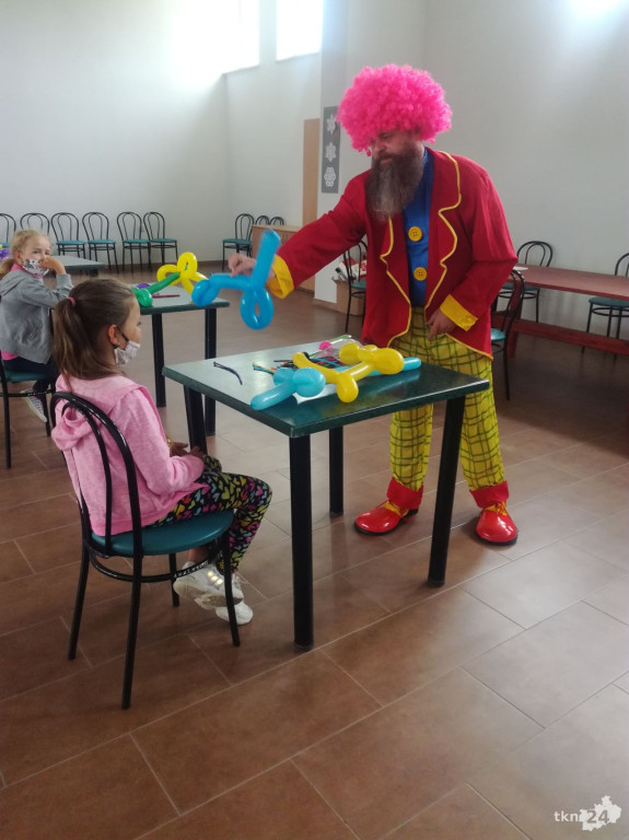 Pierwszy tydzień wakacji z Wiejskim Domem Kultury w Kornicy za nami [zdjęcia]