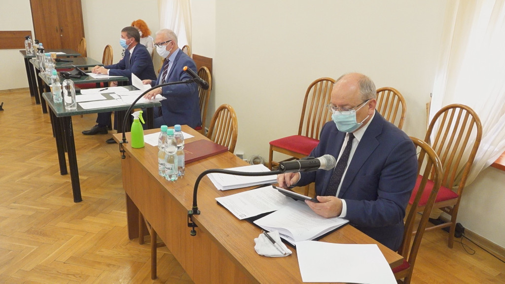 Końskie: Krzysztof Obratański z wotum zaufania. Niejednogłośnie [zdjęcia]