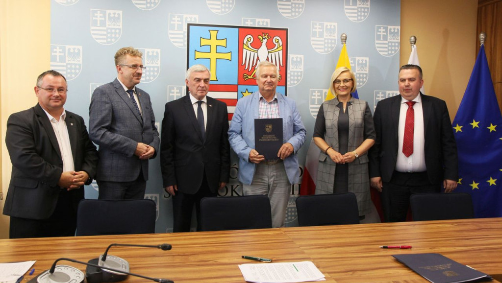 Dodatkowe 300 tysięcy dla koneckiego szpitala [zdjęcia]