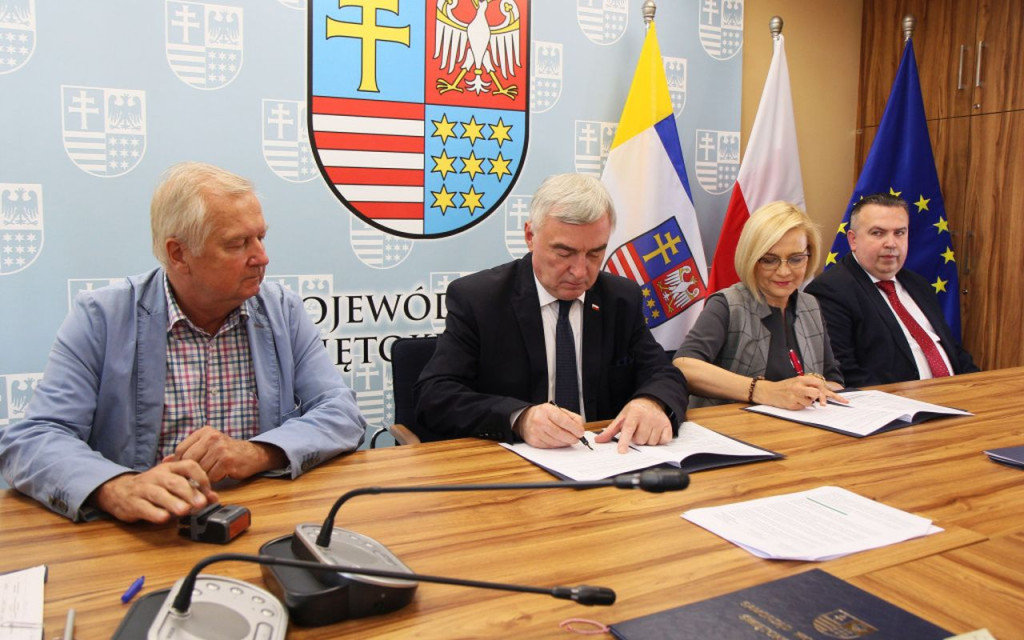 Dodatkowe 300 tysięcy dla koneckiego szpitala [zdjęcia]