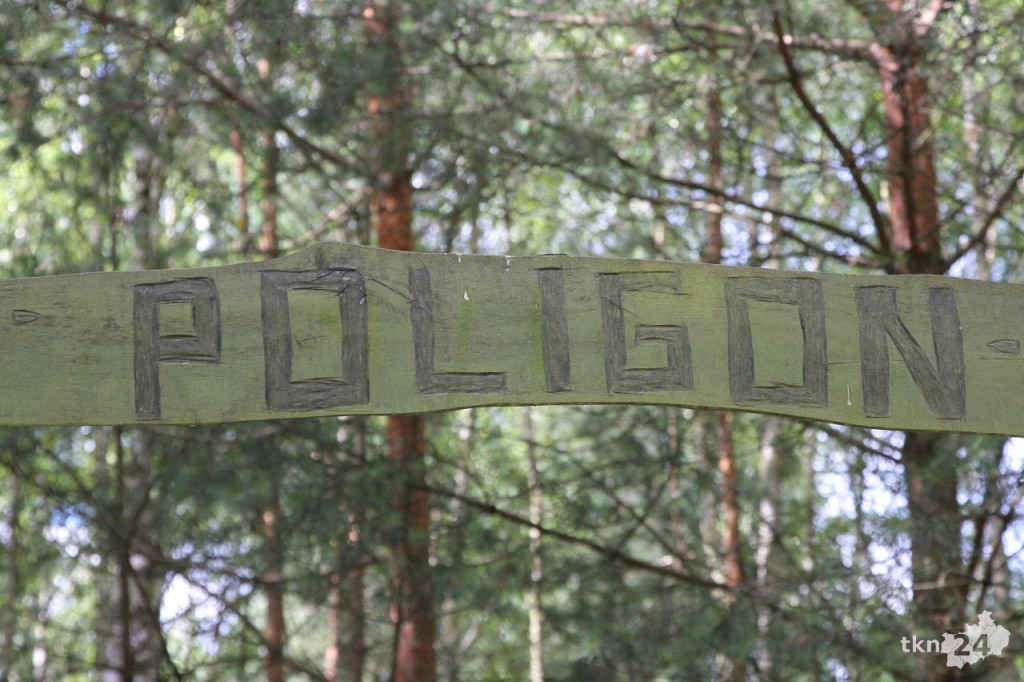 Innowacyjne zajęcia na Poligonie w Dębie. Gościem specjalnym surwiwalowiec [wideo, zdjęcia]
