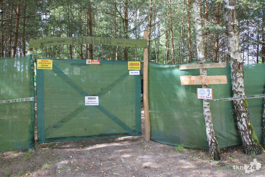 Innowacyjne zajęcia na Poligonie w Dębie. Gościem specjalnym surwiwalowiec [wideo, zdjęcia]