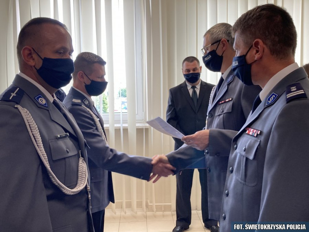 Święto Policji w Końskich. Funkcjonariusze z awansami [zdjęcia]