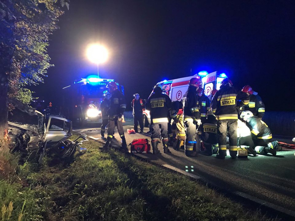 Poważny wypadek w Skórnicach. Są ciężko ranni [zdjęcia]