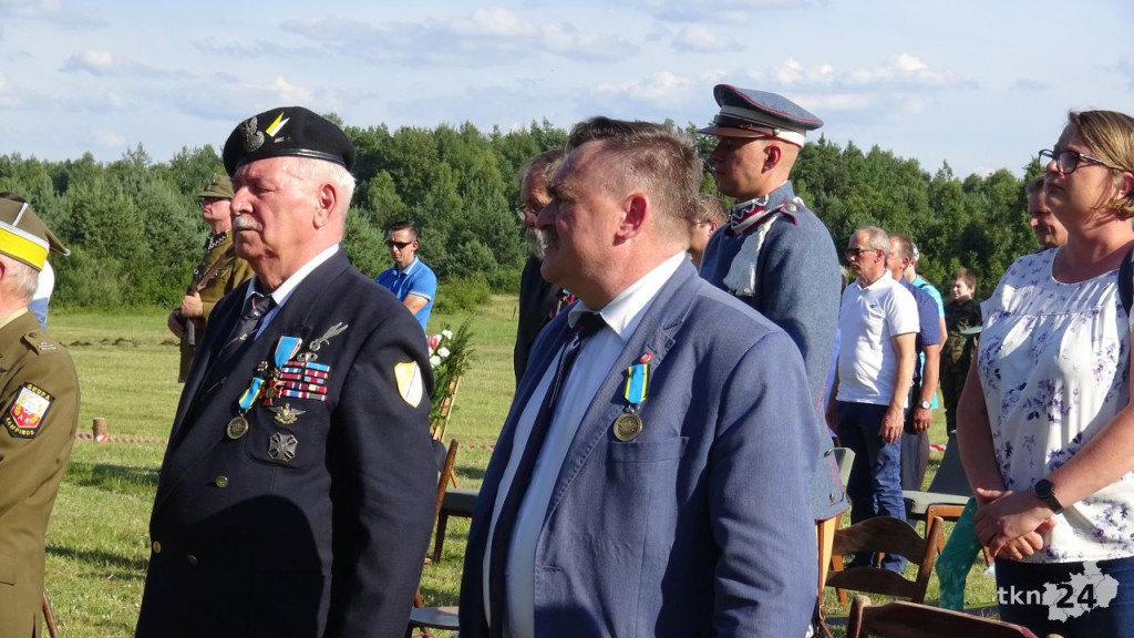 WIDEO: 100-lecie 27. Pułku Ułanów im. Króla Stefana Batorego. Obchody w Białym Ługu