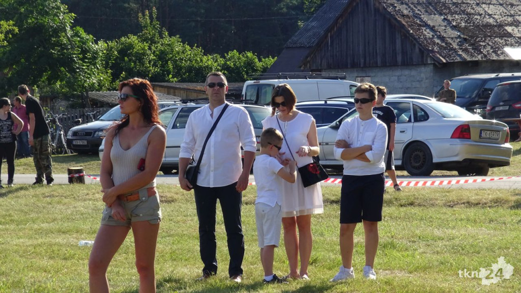 WIDEO: 100-lecie 27. Pułku Ułanów im. Króla Stefana Batorego. Obchody w Białym Ługu