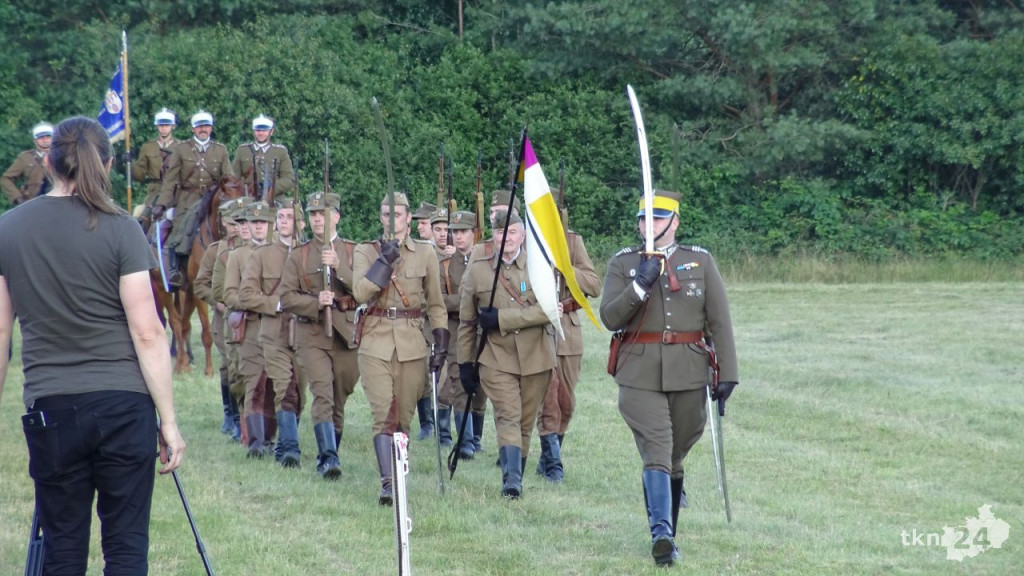 WIDEO: 100-lecie 27. Pułku Ułanów im. Króla Stefana Batorego. Obchody w Białym Ługu