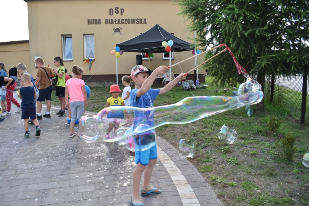 Dzieci z Rudy Białaczowskiej spędziły tydzień z CKiAL [zdjęcia]