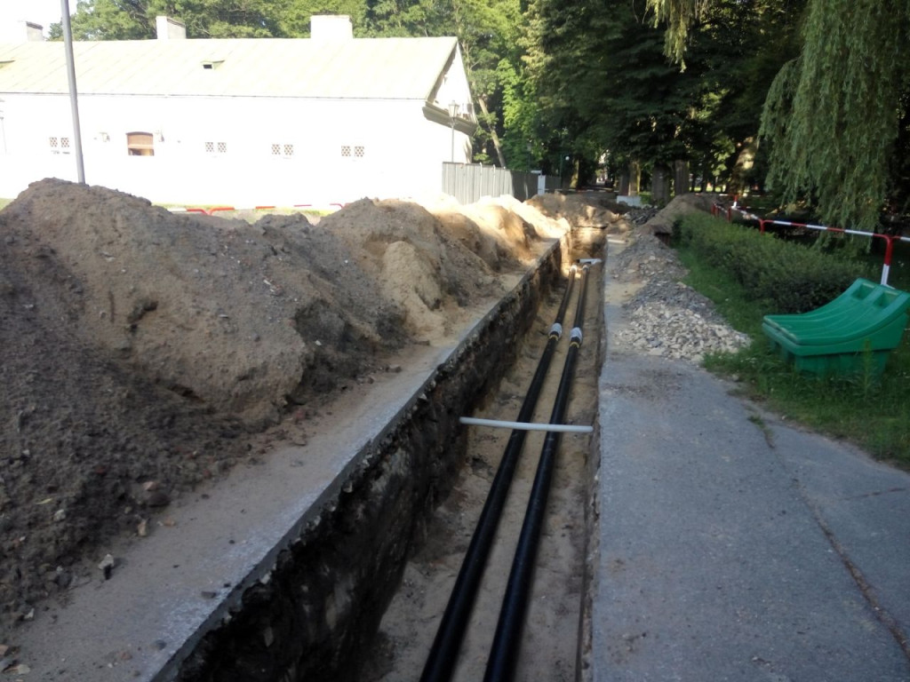 Roboty ziemne w koneckim parku. Wiemy czym spowodowane są prace [zdjęcia]