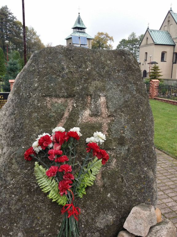 Niesamowite znalezisko w Baryczy. Znamy historię zabytkowej tablicy [wideo, zdjęcia]