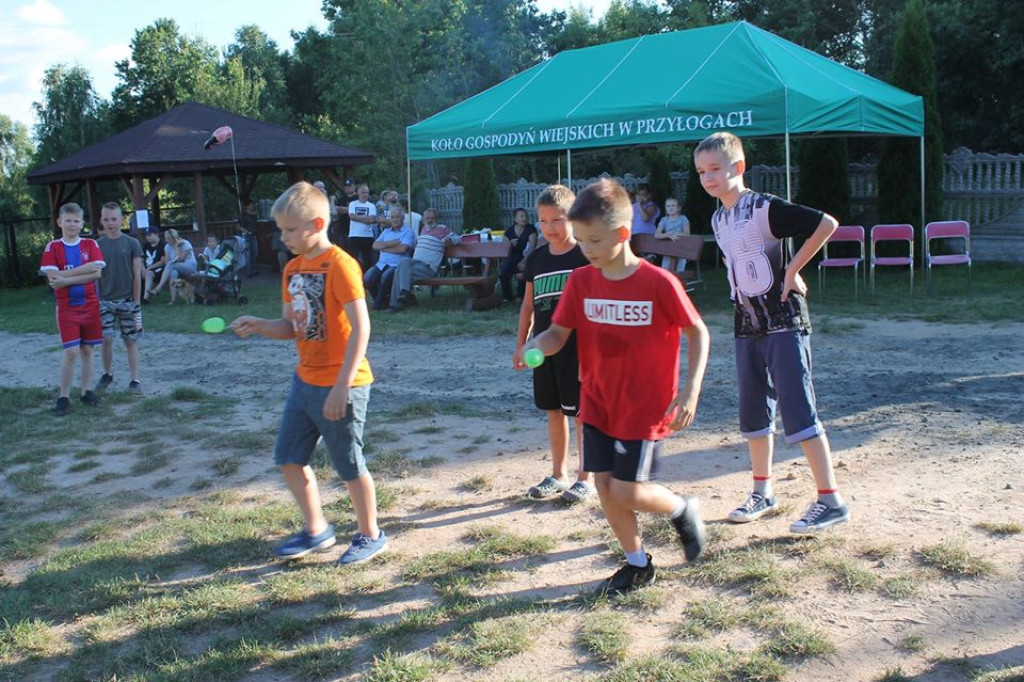 Dzieci i młodzież integrowały się na turnieju w Przyłogach [zdjęcia]