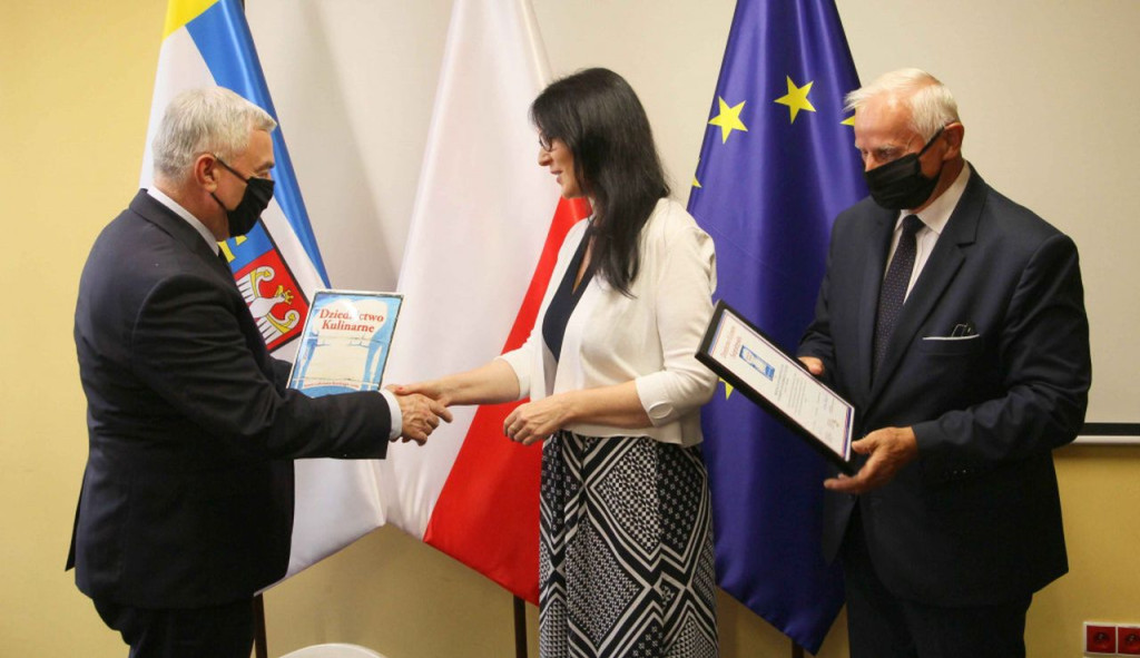 Wyroby ciastkarskie w Pomykowie wstąpiły do Sieci Dziedzictwa Kulinarnego [zdjęcia]