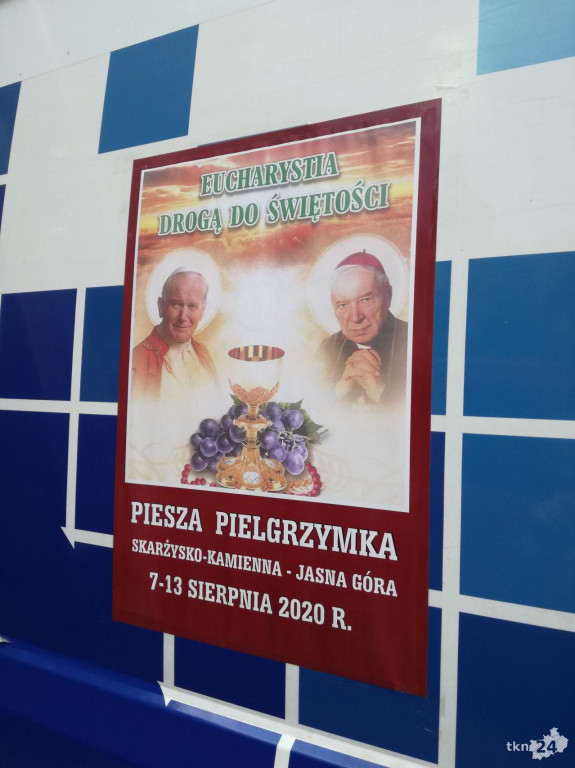 Leśnicy przeprowadzili pielgrzymów przez koneckie lasy [zdjęcia]