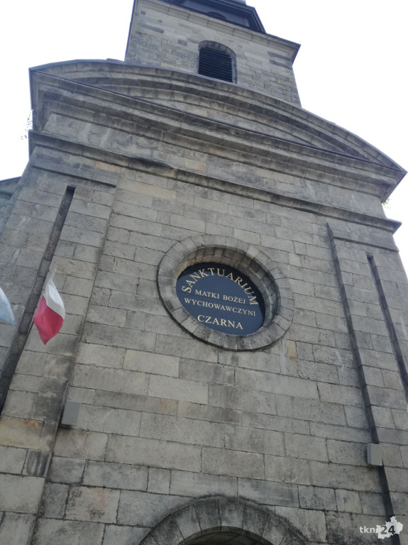 Leśnicy przeprowadzili pielgrzymów przez koneckie lasy [zdjęcia]