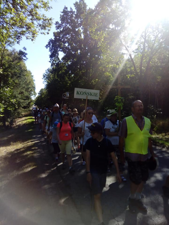 Pątnicy z Końskich są już u Maryi! [zdjęcia]