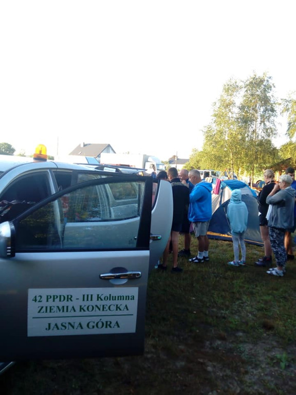 Pątnicy z Końskich są już u Maryi! [zdjęcia]