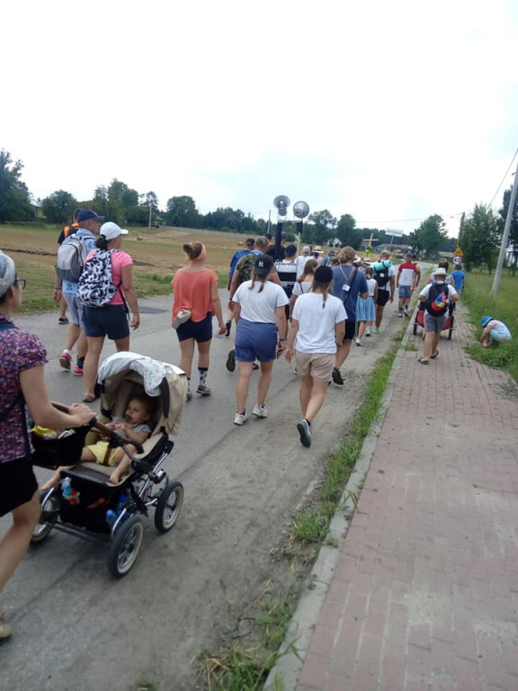 Pątnicy z Końskich są już u Maryi! [zdjęcia]