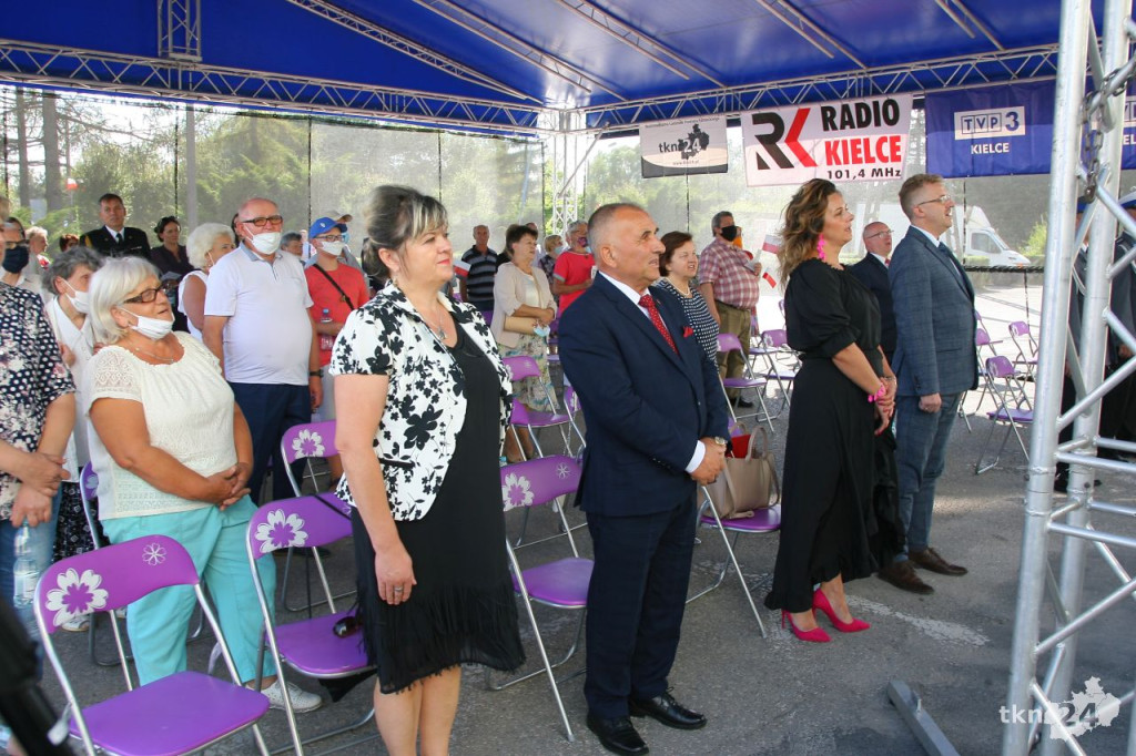 Świętowali setną rocznicę `Cudu nad Wisłą` w scenerii rodem z XX wieku [wideo, fotorelacja]