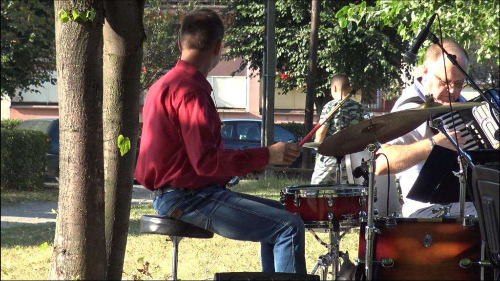 Świetny koncert na trawie w Końskich! Wybrzmiały szlagiery z południa Europy [wideo, zdjęcia]