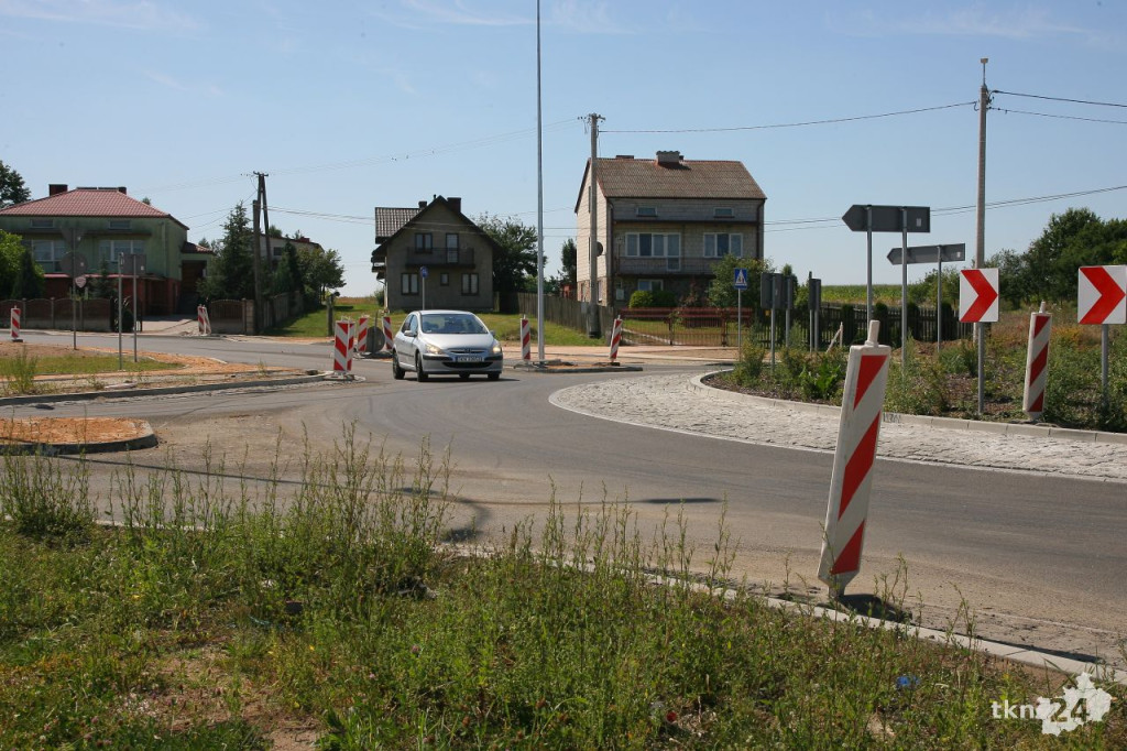 Radoszyce: Przebudowa DW 728 zmierza ku końcowi. Zobaczcie postęp prac [wideo, zdjęcia]