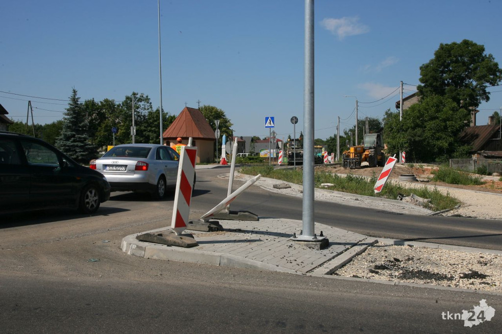 Radoszyce: Przebudowa DW 728 zmierza ku końcowi. Zobaczcie postęp prac [wideo, zdjęcia]