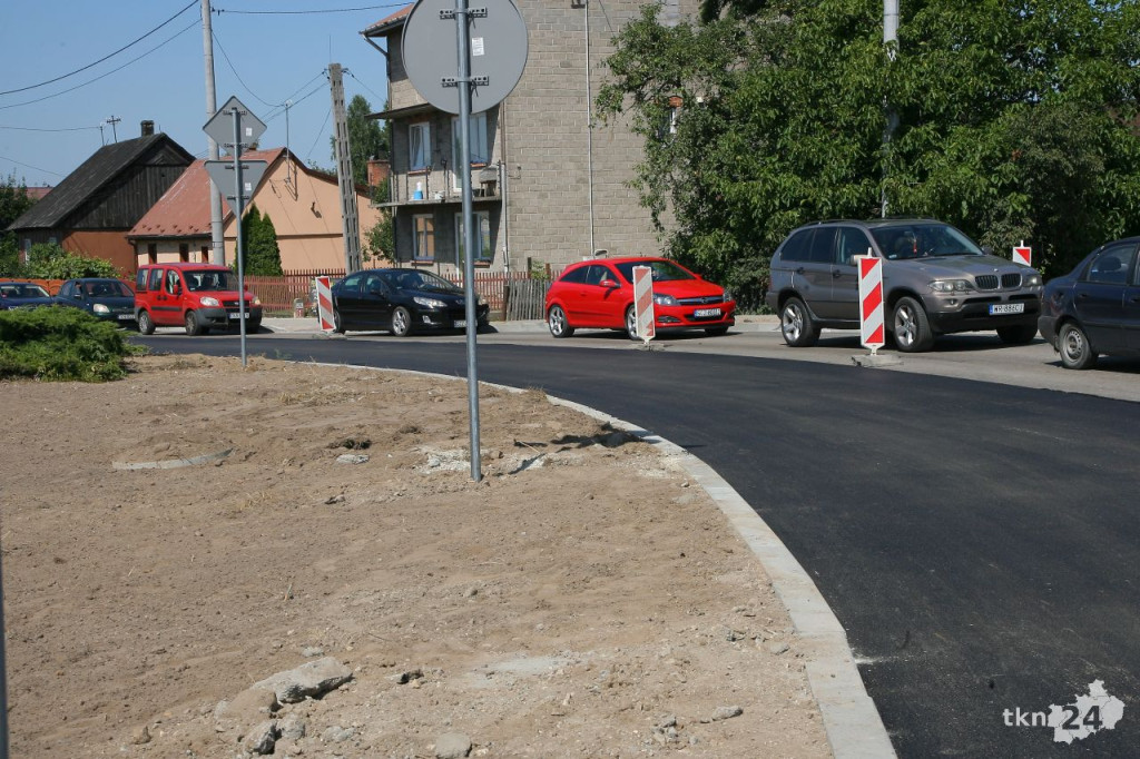 Radoszyce: Przebudowa DW 728 zmierza ku końcowi. Zobaczcie postęp prac [wideo, zdjęcia]