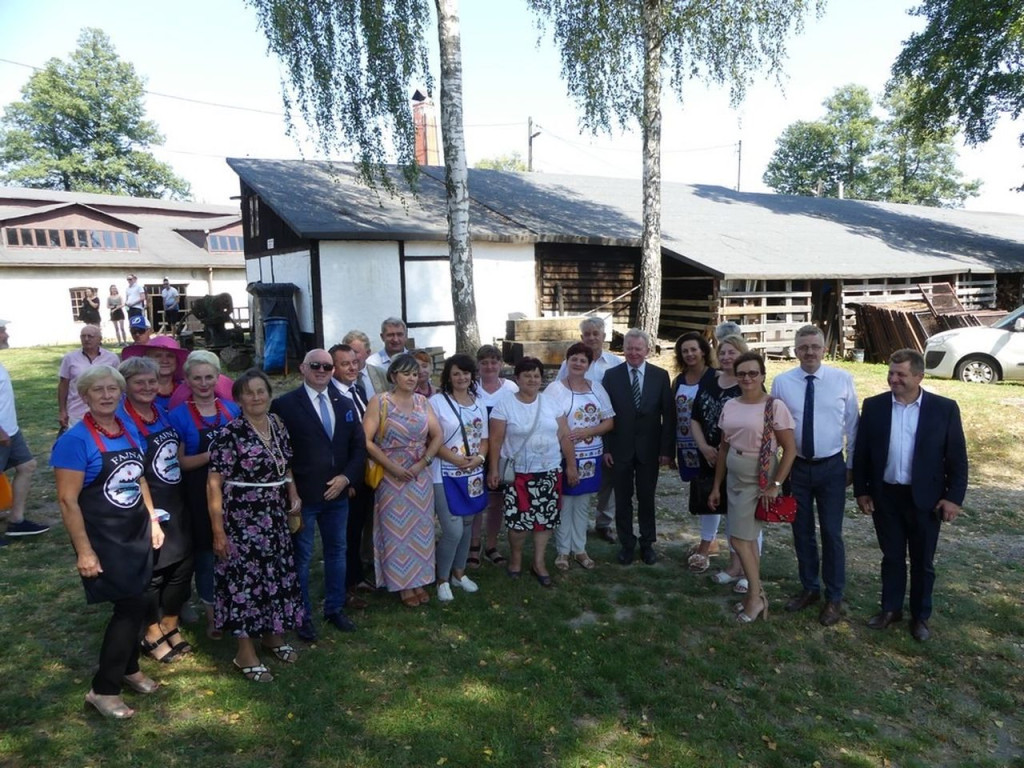 Unijny komisarz ds. rolnictwa Janusz Wojciechowski odwiedził Maleniec [zdjęcia]