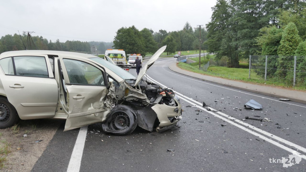 Wypadek w Pile na DK 42. Jedna osoba ranna [wideo, zdjęcia]