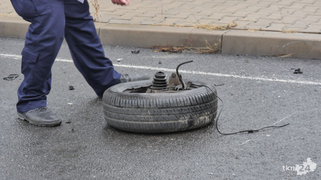 Wypadek w Pile na DK 42. Jedna osoba ranna [wideo, zdjęcia]