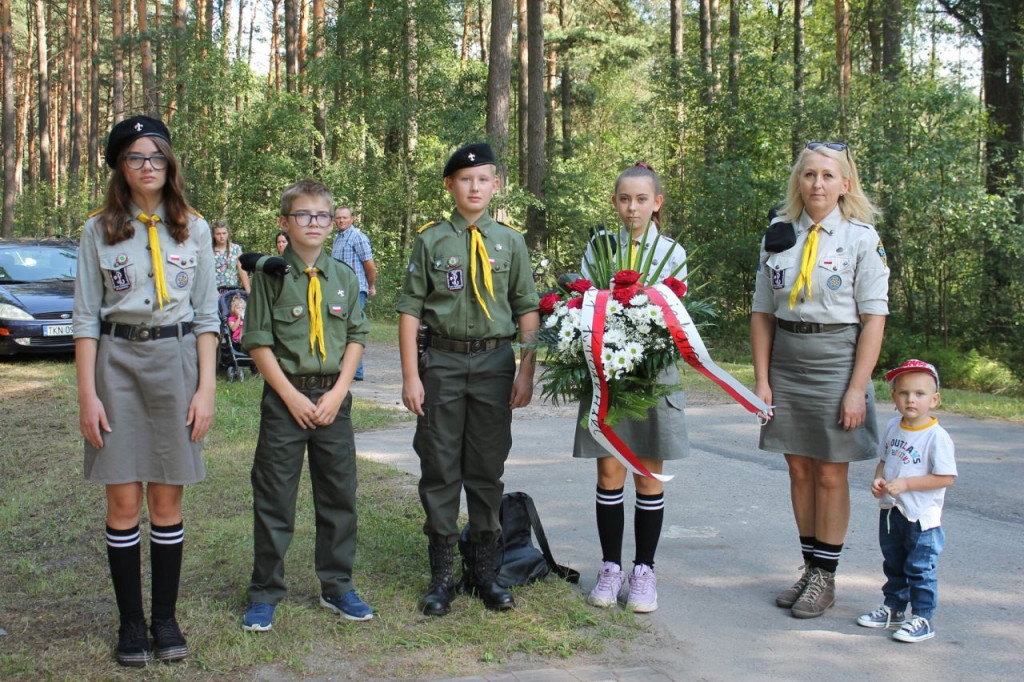W gminie Smyków uczczono 76. rocznicę bitwy pod Trawnikami [zdjęcia]