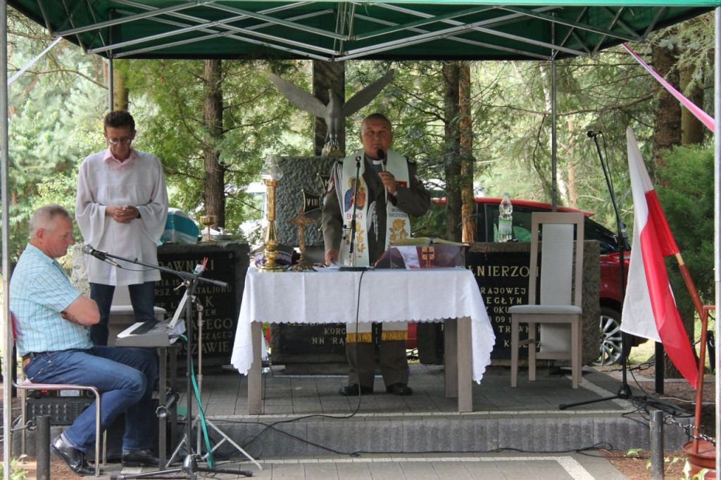 W gminie Smyków uczczono 76. rocznicę bitwy pod Trawnikami [zdjęcia]