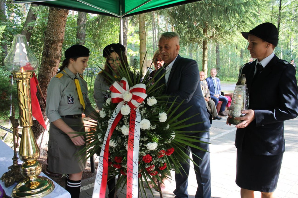 W gminie Smyków uczczono 76. rocznicę bitwy pod Trawnikami [zdjęcia]