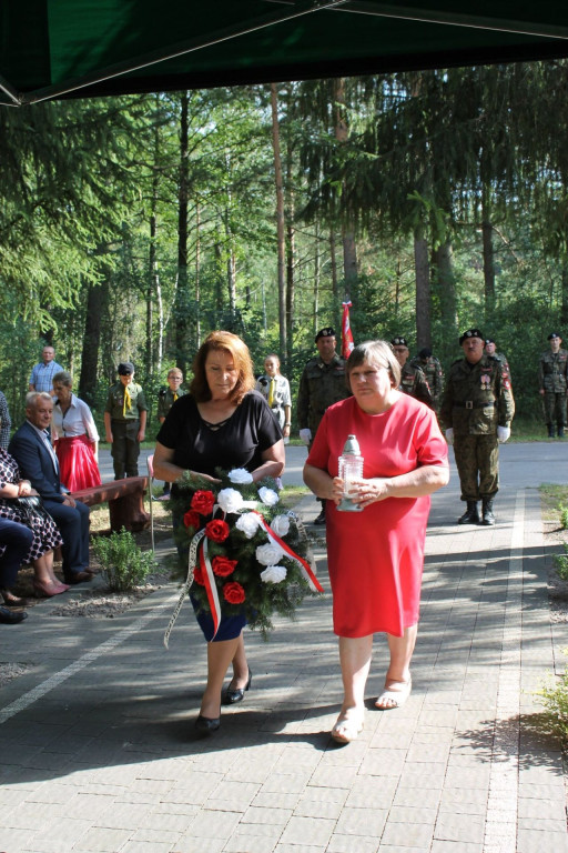 W gminie Smyków uczczono 76. rocznicę bitwy pod Trawnikami [zdjęcia]