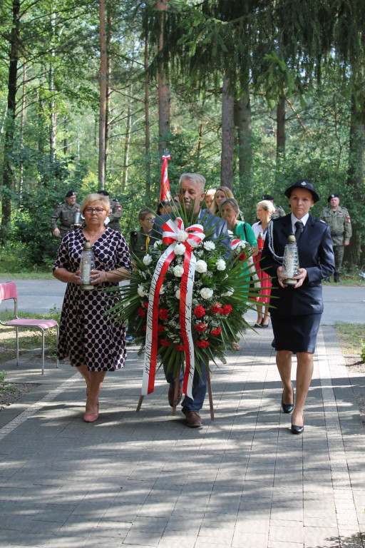 W gminie Smyków uczczono 76. rocznicę bitwy pod Trawnikami [zdjęcia]