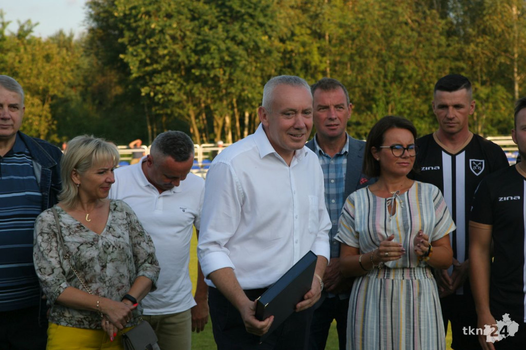 25-lecie Tęczy Gowarczów. Wyjątkowy mecz uświetnił rocznicę [wideo, zdjęcia]