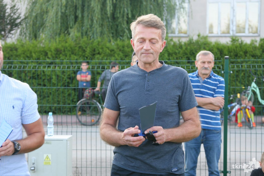 25-lecie Tęczy Gowarczów. Wyjątkowy mecz uświetnił rocznicę [wideo, zdjęcia]