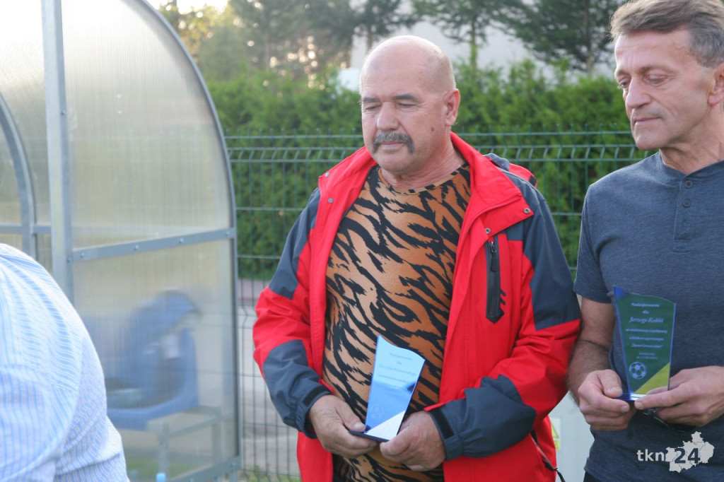 25-lecie Tęczy Gowarczów. Wyjątkowy mecz uświetnił rocznicę [wideo, zdjęcia]