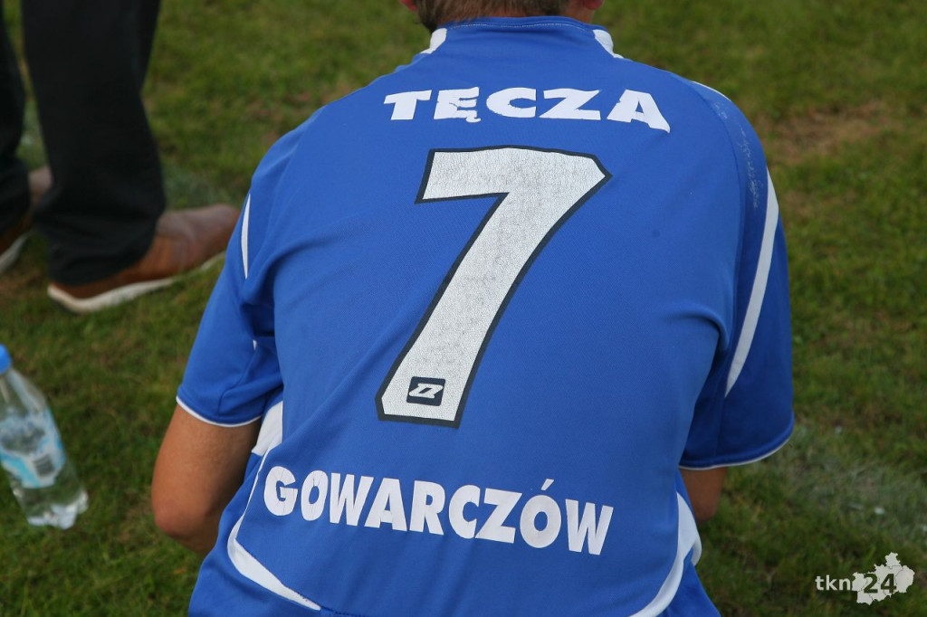 25-lecie Tęczy Gowarczów. Wyjątkowy mecz uświetnił rocznicę [wideo, zdjęcia]