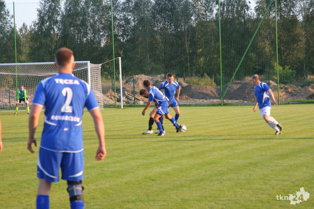 25-lecie Tęczy Gowarczów. Wyjątkowy mecz uświetnił rocznicę [wideo, zdjęcia]