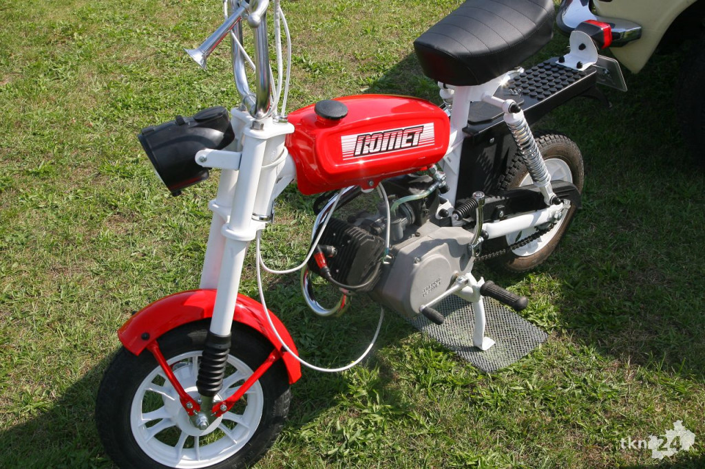 Konecki Motopiknik tym razem w Końskich. Świetna zabawa z rykiem silników w tle [wideo, zdjęcia]