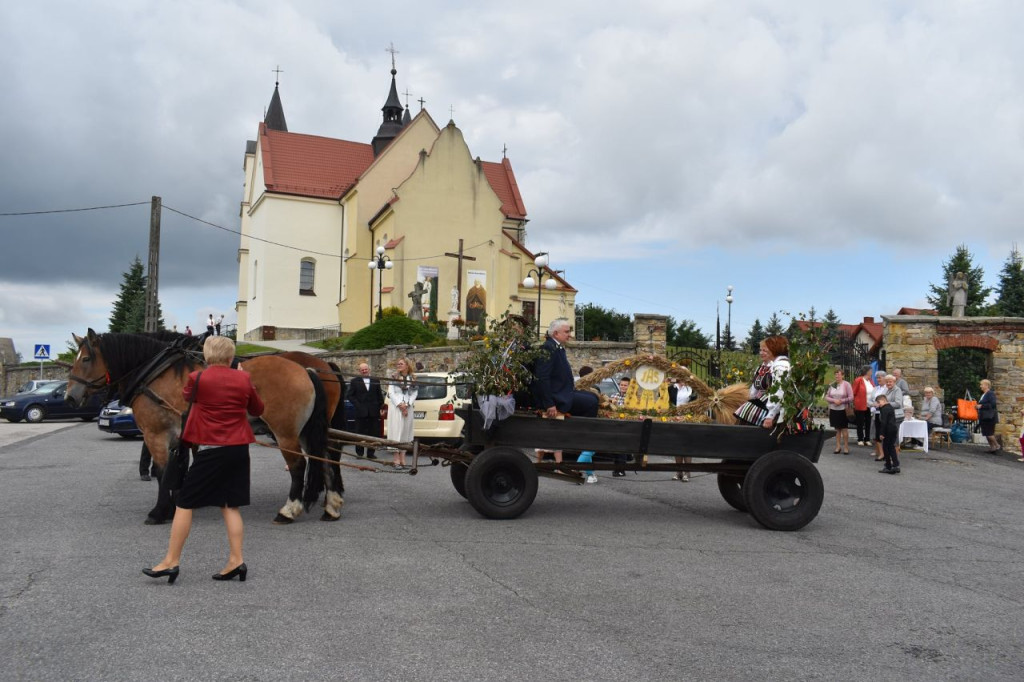Tradycyjnie podziękowali za plony w Gowarczowie [zdjęcia]